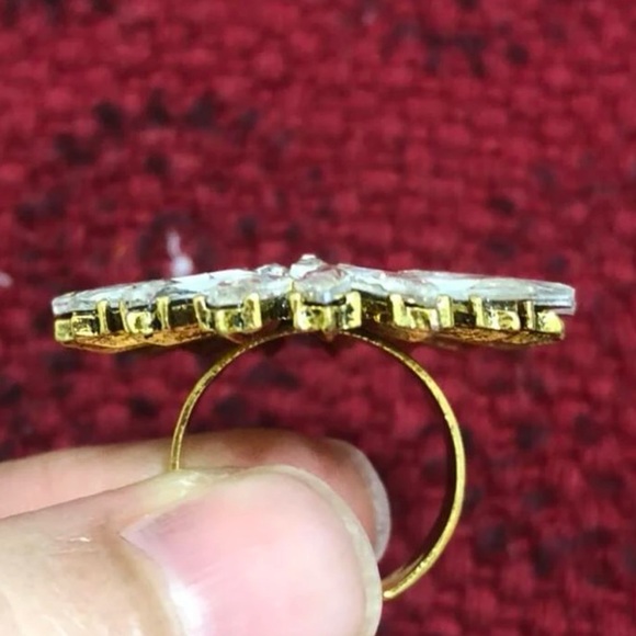 Party Ring - Picture 4 of 8